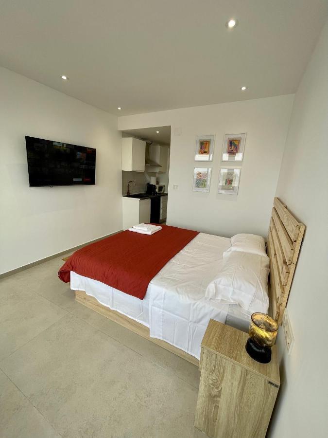 Sky Views Studio In City Centre Alicante Extérieur photo