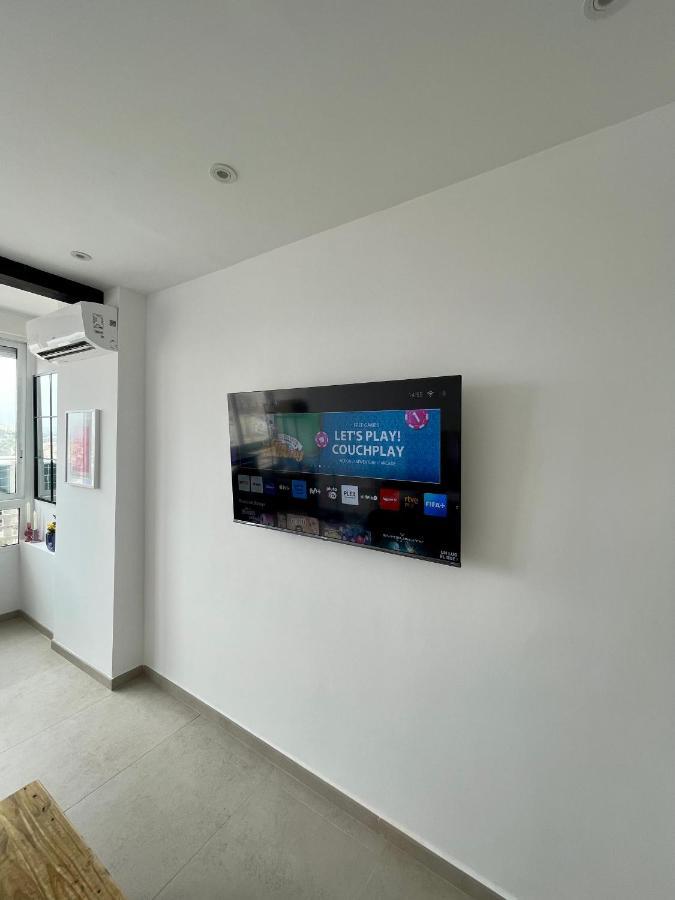 Sky Views Studio In City Centre Alicante Extérieur photo