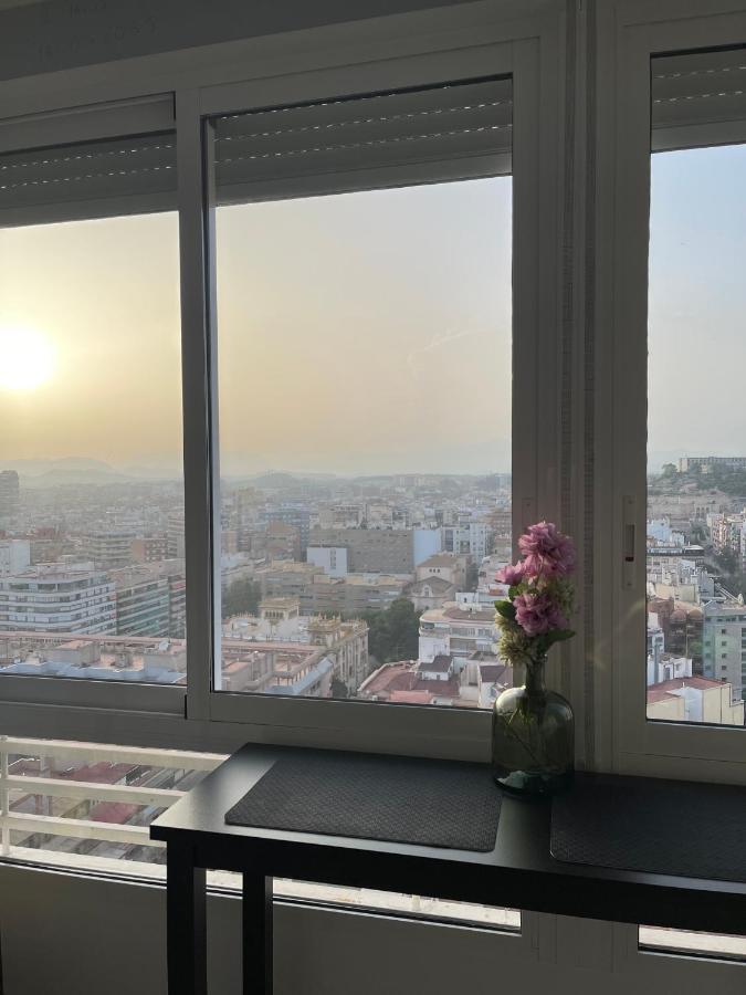 Sky Views Studio In City Centre Alicante Extérieur photo
